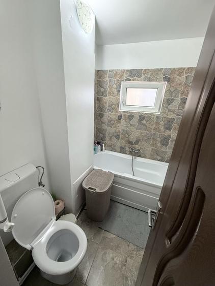 Apartament cu 2 camere semidecomandat în George Enescu
