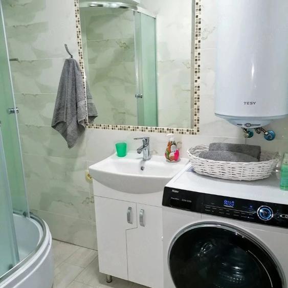 Garsonieră decomandată în Fundeni