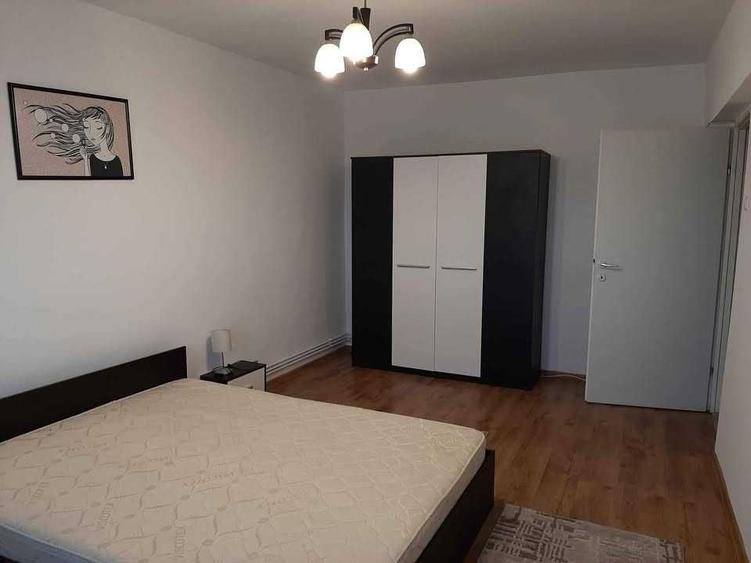 Apartament cu 2 camere decomandat în Drumul Carului