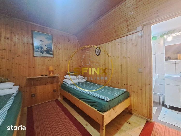Casă cu 7 camere cu Teren 1955 Mp în Siriu