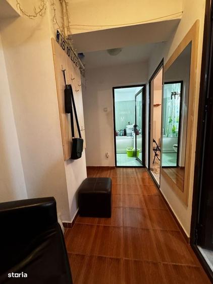 Apartament cu 2 camere decomandat în Tătărași