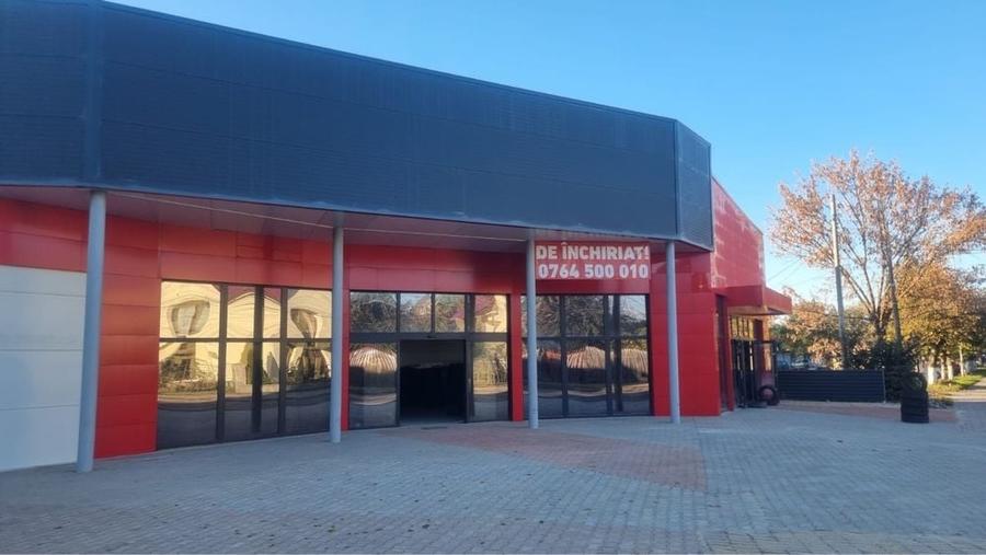 Spațiu comercial, de 300 mp, în Central