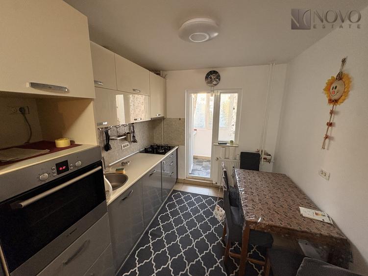 Apartament cu 3 camere decomandat, mobilat în Dristor