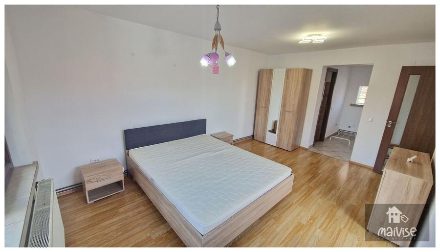 Duplex cu 2 camere cu Canalizare în Tractorul