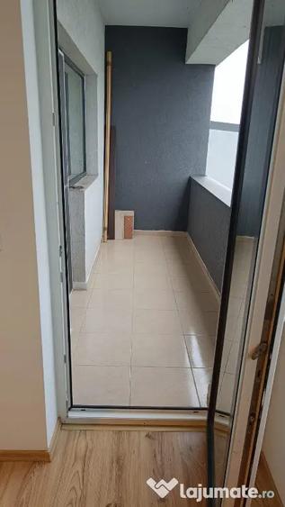 Apartament cu 2 camere semidecomandat în Florești
