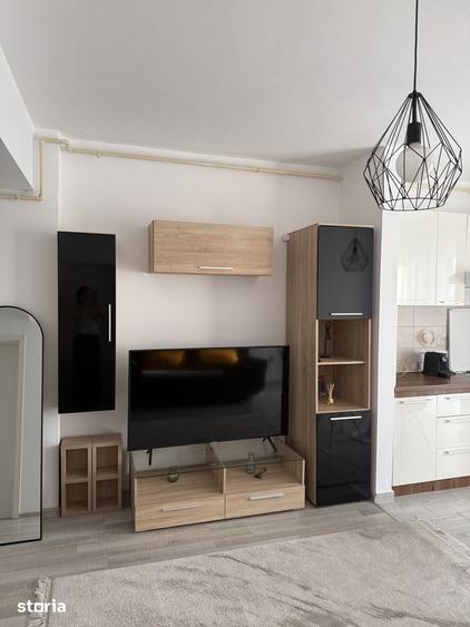 Apartament cu 2 camere în Tractorul