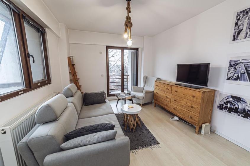 Apartament cu 2 camere decomandat, mobilat în Bucureștii Noi