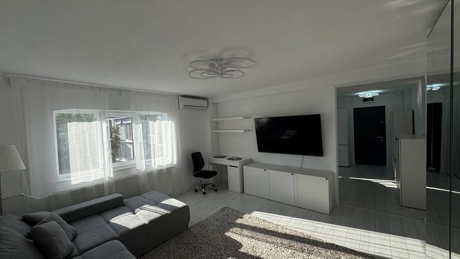 Apartament cu 2 camere decomandat, mobilat în Vitan Mall