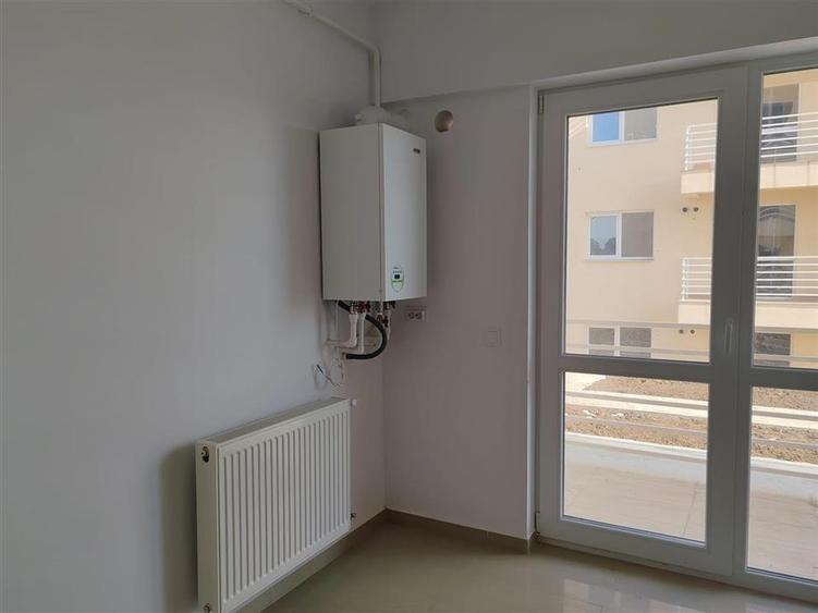 Apartament cu 3 camere decomandat în Valea Lupului