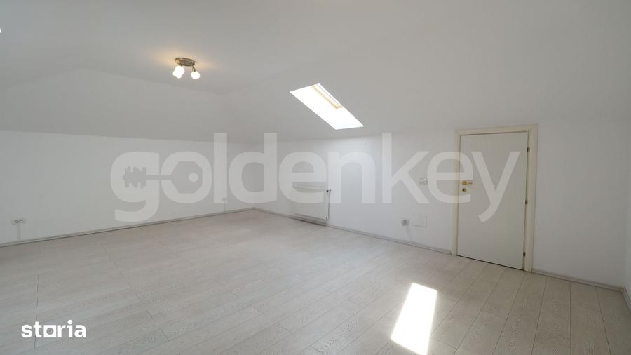 Casă cu 6 camere cu Teren 700 Mp în Central