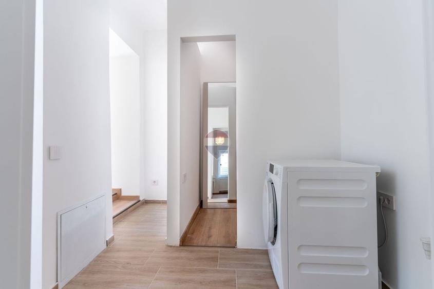 Apartament cu 3 camere decomandat în Semicentral