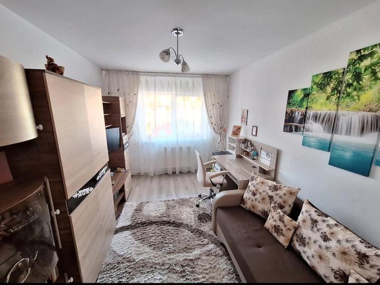 Proprietar- apartament spatios cu 2 camere de vanzare in Subcetate Sanpetru cu loc parcare inclus - 6
