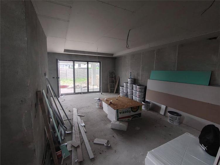 Duplex in zona centrala - despartit prin C.T - 5 camere - 3