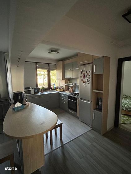 Apartament cu 3 camere în Cornișa