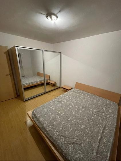 Apartament cu 3 camere semidecomandat în Lujerului