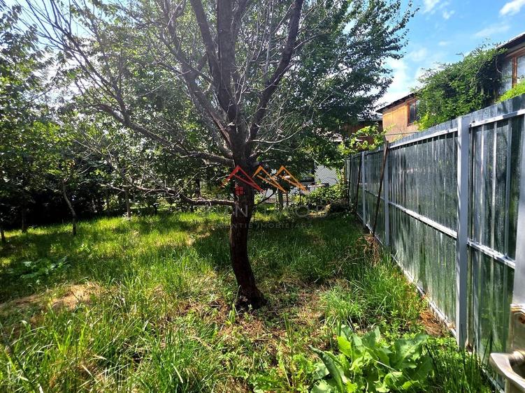 Duplex cu 3 camere cu Canalizare în Bănești