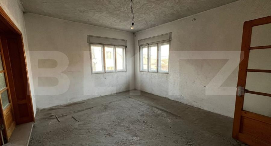 Casă individuală cu 5 camere cu Teren 1950 Mp în Blaj