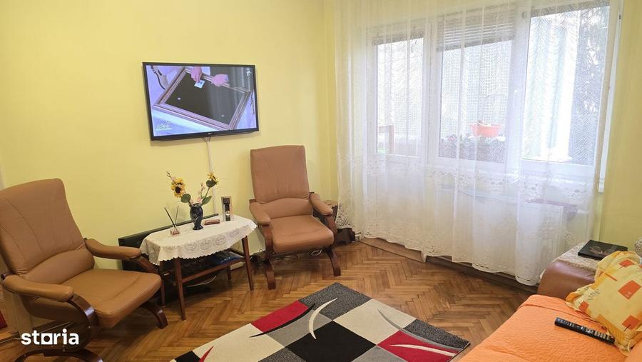 Apartament cu 2 camere semidecomandat în Zamfirescu