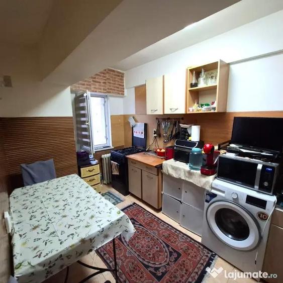 Apartament cu 2 camere decomandat în Ultracentral