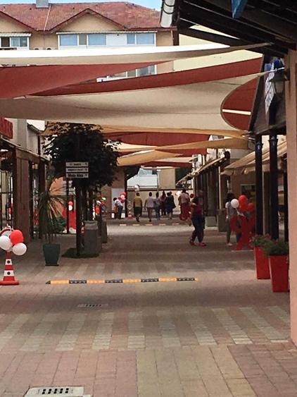 Spațiu comercial, în Central