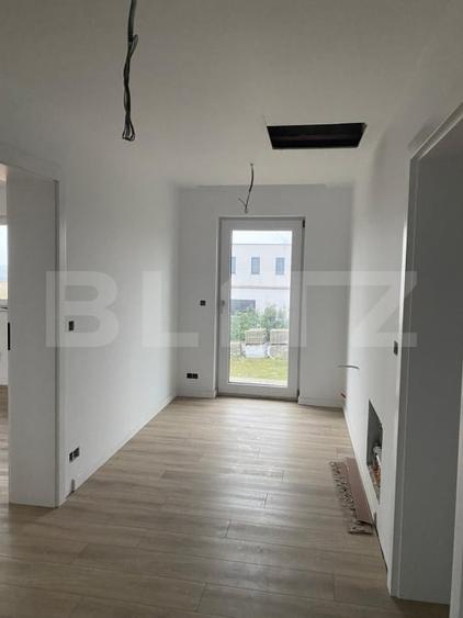 Casă individuală cu 5 camere cu Teren 963 Mp în Bosanci