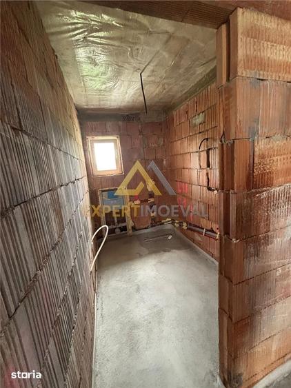 Casă cu 5 camere cu Teren 590 Mp în Tăuții-Măgherăuș