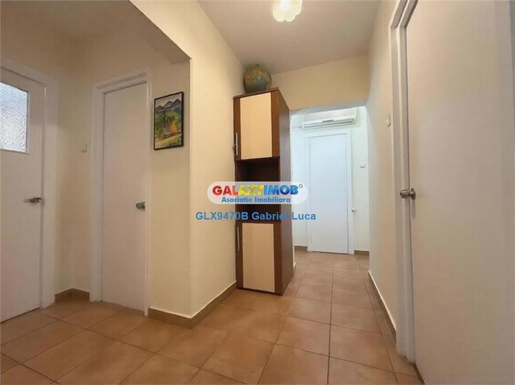 Apartament cu 3 camere decomandat, mobilat în Tineretului