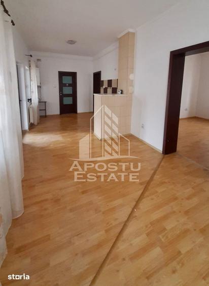 Casă cu 2 camere cu Teren 400 Mp în Pârneava