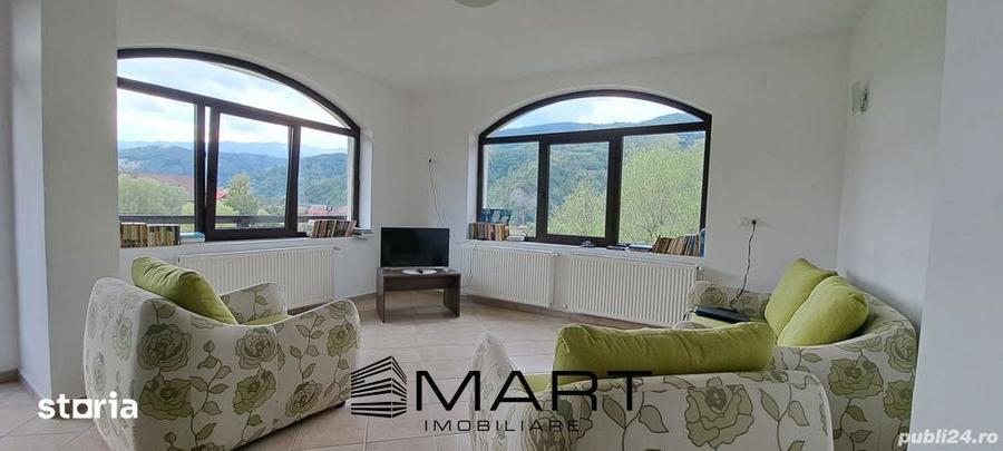 Casă cu Teren 1300 Mp în Bran