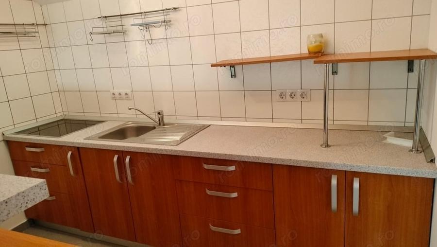 Apartament cu 4 camere, mobilat în Girocului