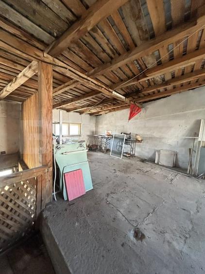 Spațiu comercial, de 700 mp, în Moreni