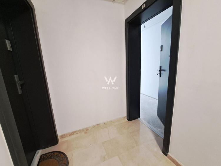 Penthouse cu 3 camere semidecomandat în Turnișor