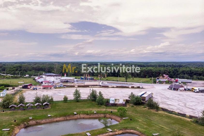 Spațiu comercial, de 855 mp, în Lintești
