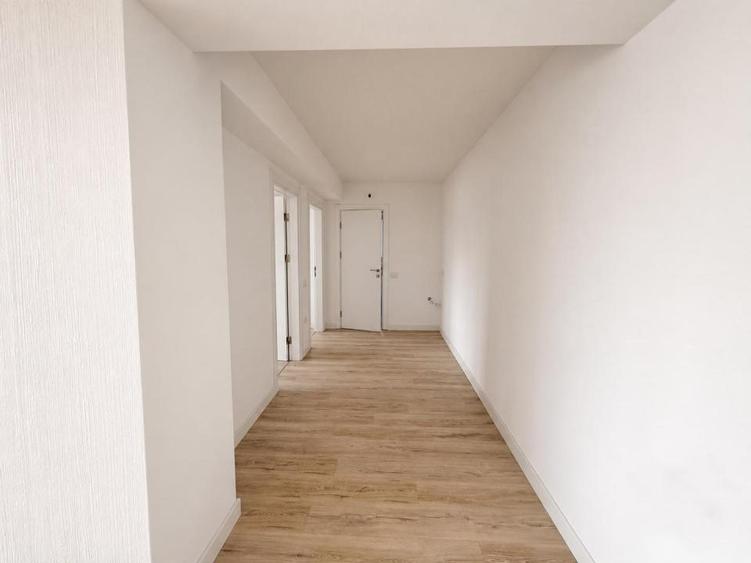 Apartament cu 3 camere în Titan
