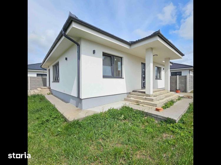 Casă cu 4 camere cu Teren 421 Mp în Oncea