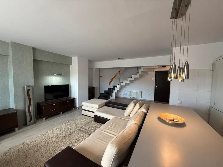 De inchiriat Apartament 3 camere cu scara interioara, zona Centru. - 2