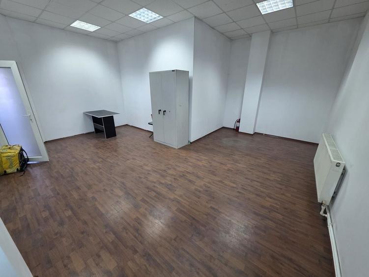 Spațiu industrial, de 50 mp, în Viilor