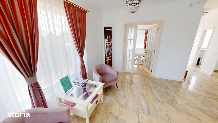 Casă cu 4 camere cu Teren 336 Mp în Central