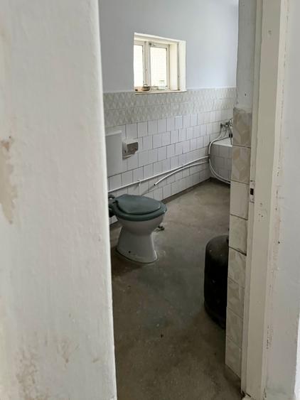 Casă cu 5 camere cu Teren 1000 Mp în Posești