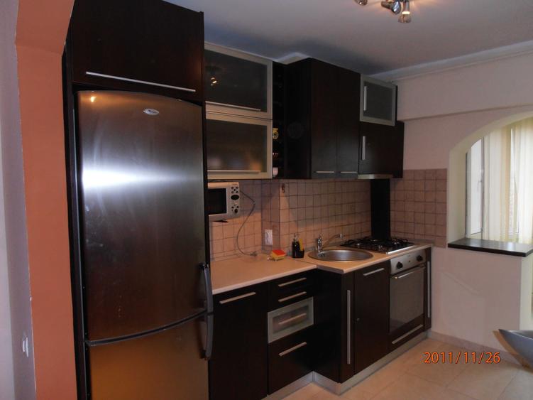Apartament cu 2 camere decomandat în Drumul Carului