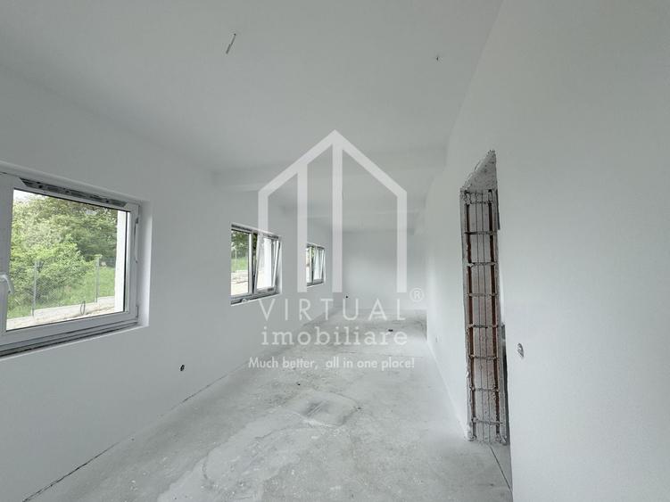 Duplex cu 4 camere cu Canalizare în Șura Mică