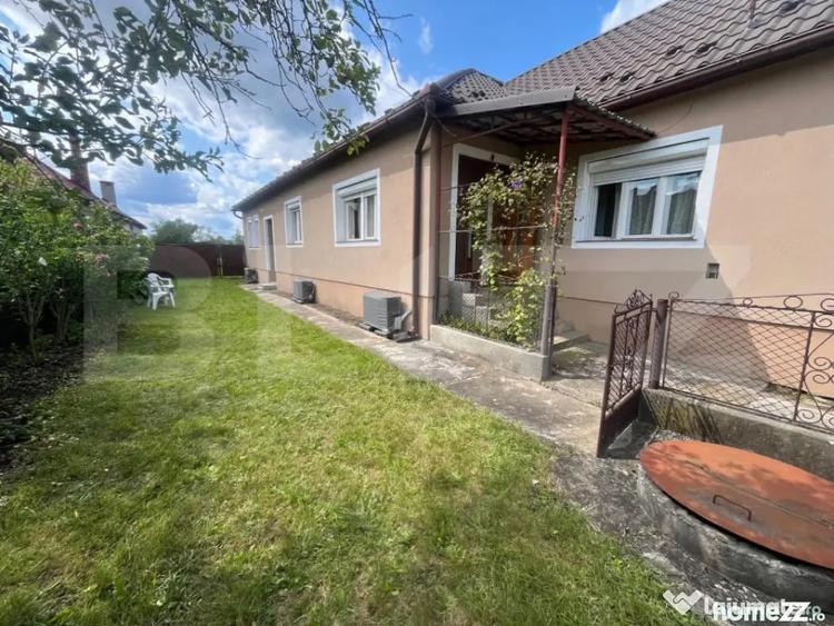 Casă cu 3 camere cu Teren 1300 Mp în Șintereag