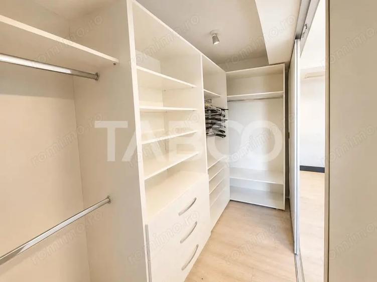 Casă cu 4 camere cu Teren 220 Mp în Central