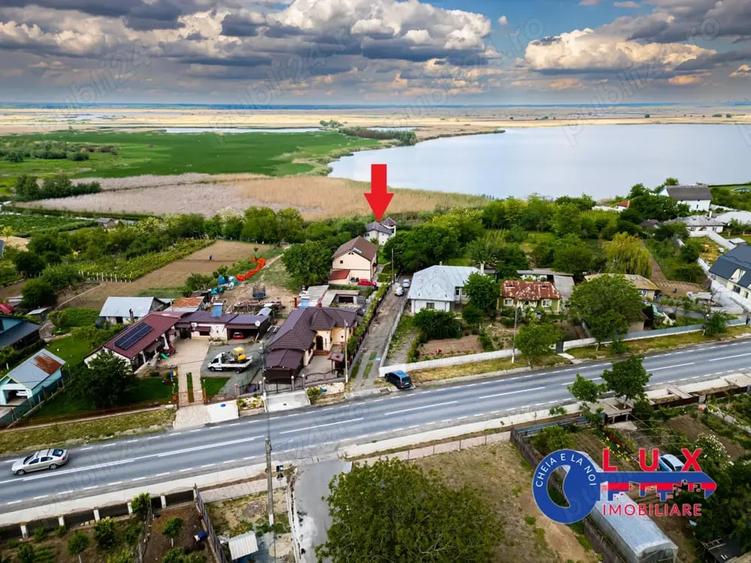 Casă cu 4 camere cu Teren 326 Mp în Somova