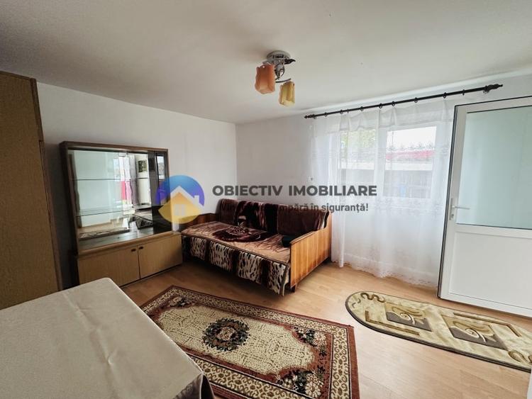 Casă individuală cu 4 camere cu Canalizare în Mărgineni
