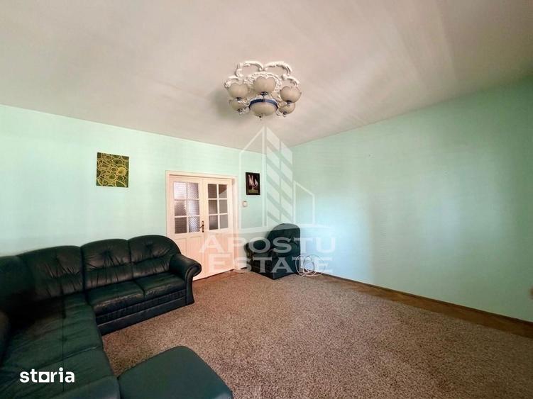 Apartament cu 4 camere, mobilat în Bogdăneștilor