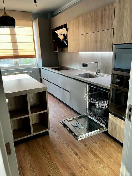 Apartament cu 2 camere decomandat, mobilat în Tudor