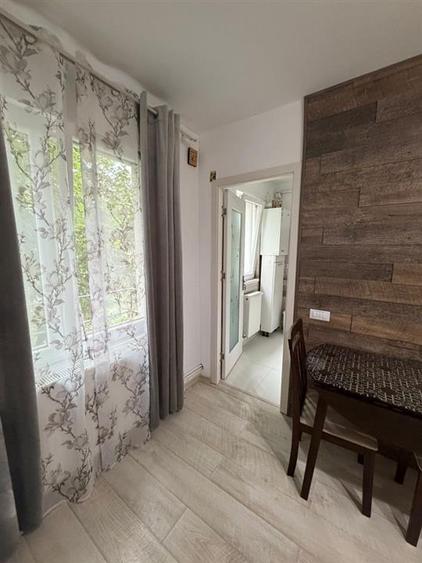 Apartament cu 2 camere nedecomandat, mobilat în Tătărași