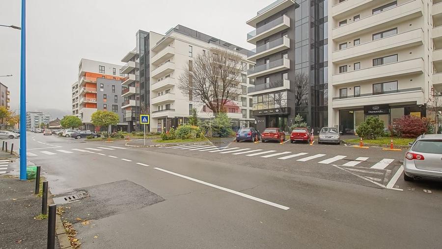 Garsonieră decomandată, mobilată în Centrul Civic