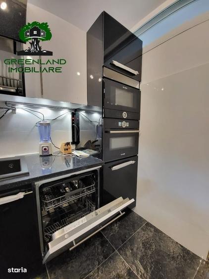 Apartament cu 4 camere decomandat în Copou
